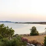 Omilos Beachfront House Parikia (Paros)