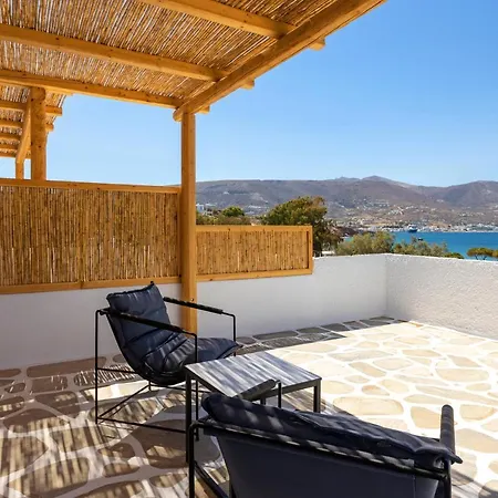 Omilos Beachfront House פארוס