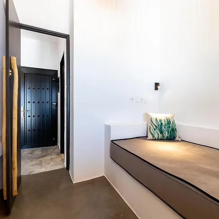 Omilos Beachfront House Hotel Páros