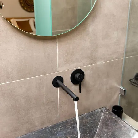 Hotel Omilos Beachfront House 2*