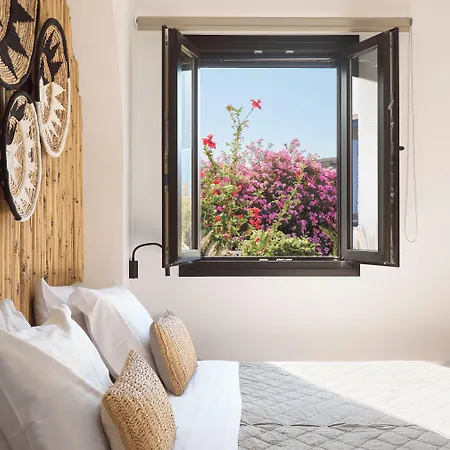Omilos Beachfront House 2* Parikia (Paros)