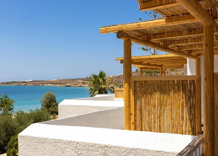 Ξενοδοχείο Omilos Beachfront House 2*